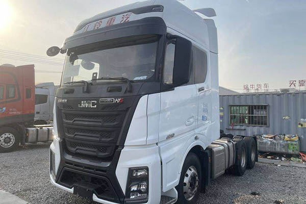 JMC Heavy Duty Truck Weilong HV5 heavy-duty truck, 530 hp, 6x4 dual-drive, used JMC tractor truck