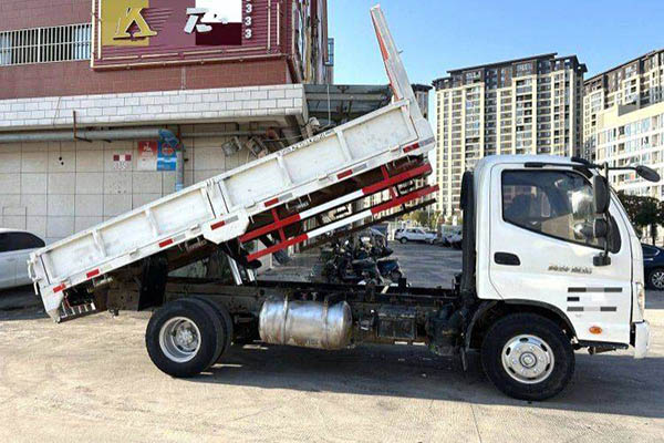 Foton Ruiwo ES3 154HP 4.2m single-axle dump truck. Used Weichai dump truck in China
