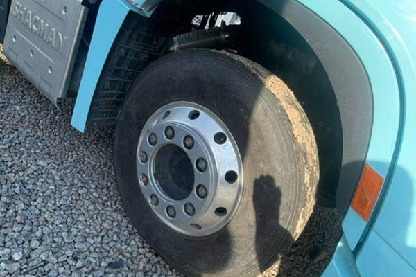 sale Shacman Heavy Duty Truck Delong X6000 Composite Classic Edition 610HP 6X4 Tractor Truck (National VI Emission Standard) Dual Drive Weichai Used Tractor Truck
