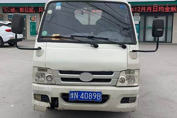 good Futian Times Yuling VQ2 112HP 4X2 3.3m single-row flatbed mini truck, single axle, Ruizhan used truck