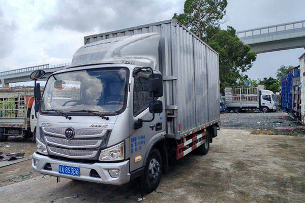 Foton Aumark S3 Series High-Efficiency Express Delivery Edition 156 HP 4.23m Single-Row Light Truck Chassis Used Cummins Truck