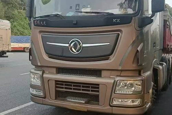 Dongfeng Commercial Vehicles Tianlong Flagship KX 560HP 6X4 tractor (National V) dual-drive Dongfeng used tractor