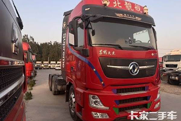Dongfeng Tianlong Flagship KX King Edition 14.5L LNG 630HP 6X4 Dongfeng 14-speed tractor (China VI) dual-drive used Cummins tractor in China