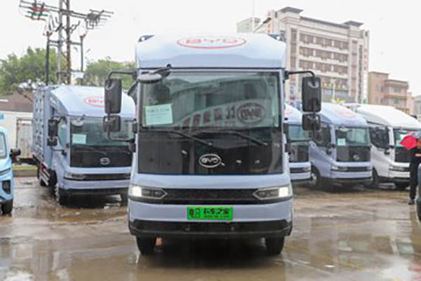 BYD T5EV Technology Edition 4.5T 4.03m single-row pure electric light truck