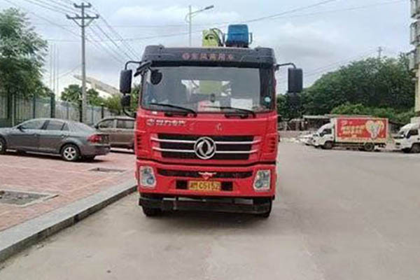 Dongfeng Liuzhou Motor Truck Crane 245 7.1 8X4