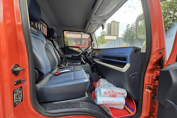 Foton Aumark S1 Series 170HP 4.17m row semi-gate light truck, single axle, Yunnei Power used truck in China