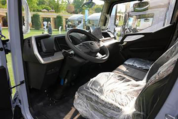 sale BYD T5 Jinxiang Technology Edition 4.2m single-row pure electric van light truck Fudi 132kWh