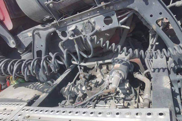 sale Shacman Cummins Delong X6000 440HP 6X4 tractor (National V) dual-drive used Cummins tractor