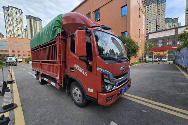 good Foton Aumark S1 Series 170HP 4.17m row semi-gate light truck, single axle, Yunnei Power used truck