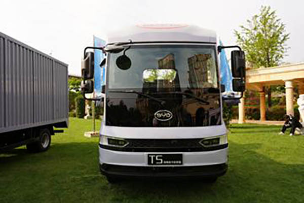 BYD T5 Jinxiang Technology Edition 4.2m single-row pure electric van light truck Fudi 132kWh
