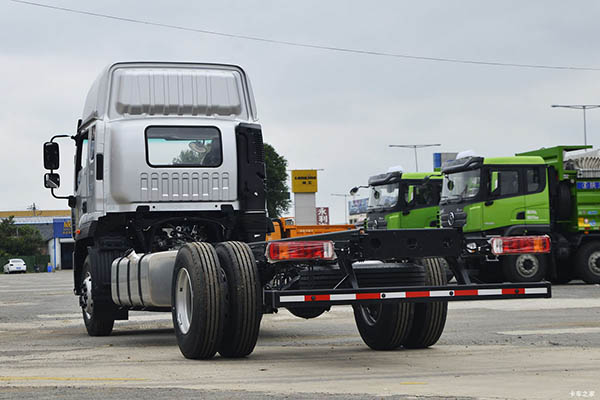 Foton Auman AR series cargo truck in China