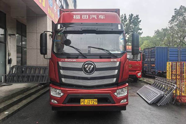 good Foton Auman AR Series 240HP 4X2 9.78m Single Axle Box Truck Used Yuchai