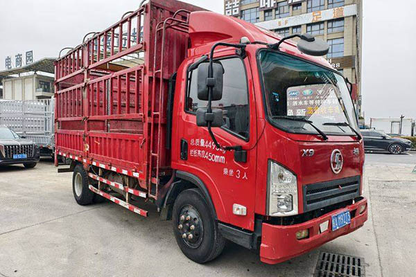 sale Shacman Commercial Vehicles Xuande X9 Standard Edition 156HP 4.15m Single-Row Stake Light Truck (National V Emission Standard) Single Axle Yunnei Power Used Truck
