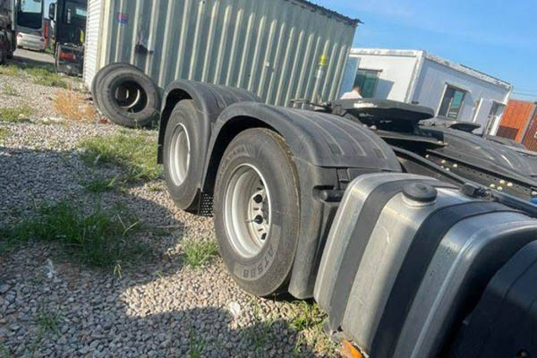 good Shacman Heavy Duty Truck Delong X6000 Composite Classic Edition 610HP 6X4 Tractor Truck (National VI Emission Standard) Dual Drive Weichai Used Tractor Truck