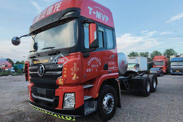Shacman Heavy Duty Truck Delong M3000 440HP 6X4 tractor (National V) dual-drive Cummins used tractor