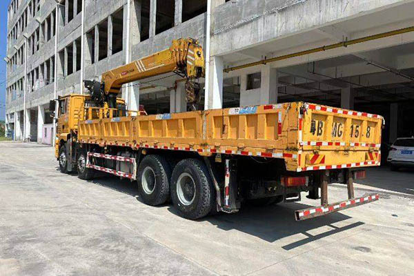 good Truck-mounted crane for Shacman Heavy Truck Delong New M3000 350 8.4 8X4