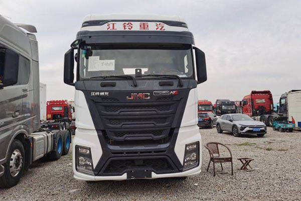good Jiangling Heavy Truck Weilong HV5 heavy-duty truck, 530 hp, 6x4 dual-drive, used Qingling Isuzu tractor