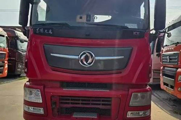 Dongfeng Commercial Vehicles Tianlong Flagship KX 560HP 6X4 Dual Drive tractor (National V Emission Standard) Used Dongfeng Cummins tractor