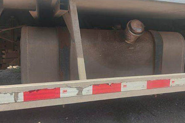 good Refrigerated truck Shacman Delong K3000 160 4.2 4X2