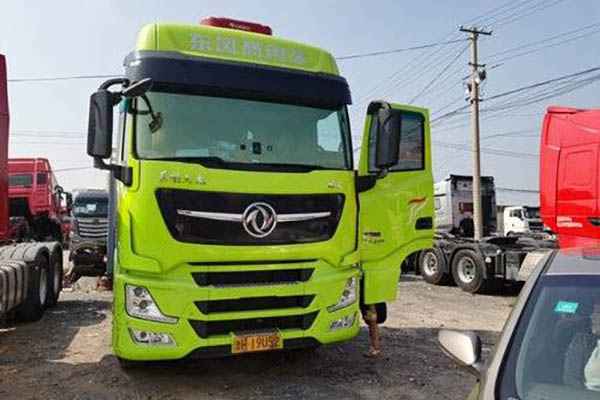 Dongfeng Commercial Vehicles Tianlong Flagship KX King Edition 600 HP 6X4 Dual Drive tractor (China VI) Used Dongfeng Cummins tractor