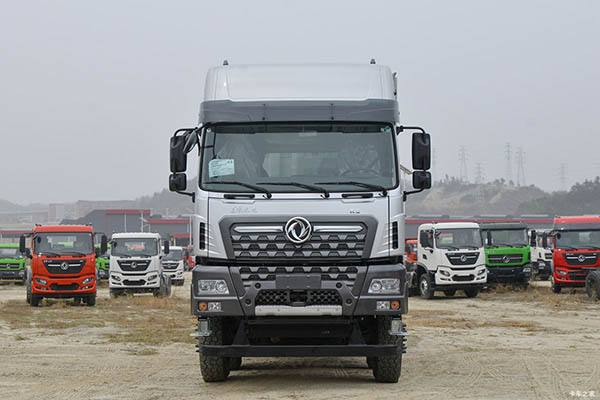 good Dongfeng Commercial Vehicles Tianlong KC heavy-duty truck, 600 hp, 8x4, 8.8m dump truck