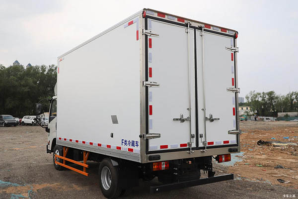 sale Jiangling Motors Classic Kaiyun Refrigerated Truck