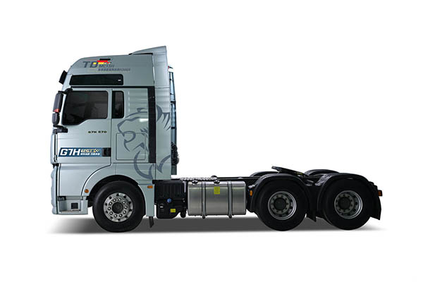 Sinotruk SITRAK G7H tractor truck in China