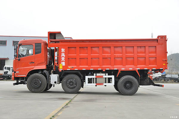 Dongfeng Commercial Vehicles Tianjin Medium Truck 260HP 6X2 4.7m Dump Truck in China