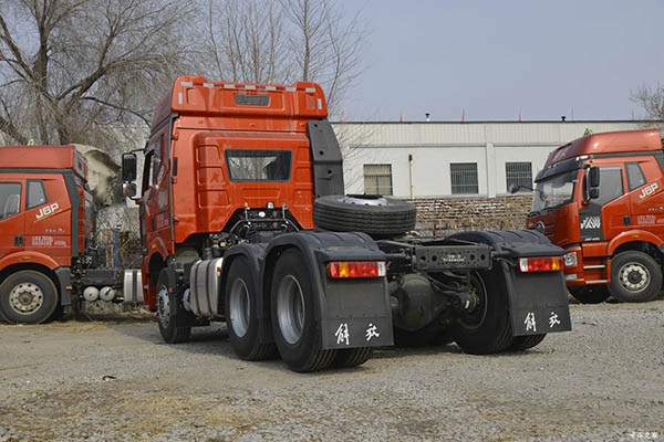 sale FAW Jiefang J6P tractor truck