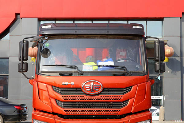 sale Qingdao Jiefang Han V dump truck