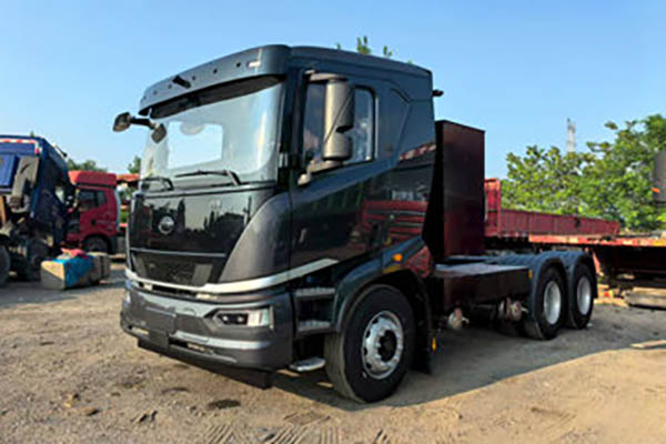 BYD Q3 6X4 Pure Electric Tractor Truck Fudi 452kWh