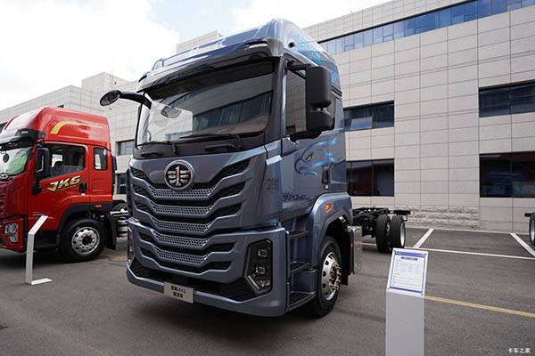 Qingdao Jiefangyingchi truck