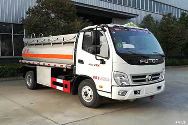 Hubei Chenglongwei (Chufei brand) Futian Auman chassis tank truck