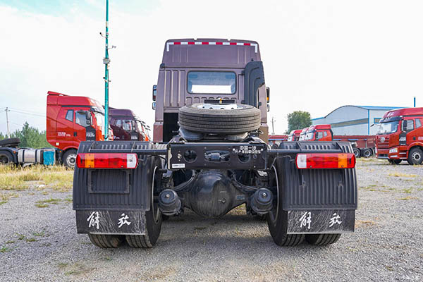 sale Qingdao Jiefang JH5 tractor