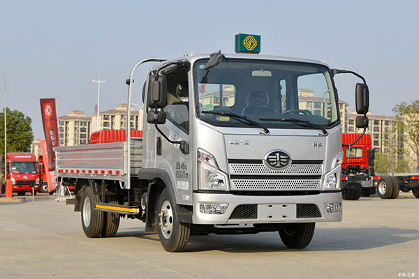 FAW Jiefang light truck Lingtu cargo truck for sale