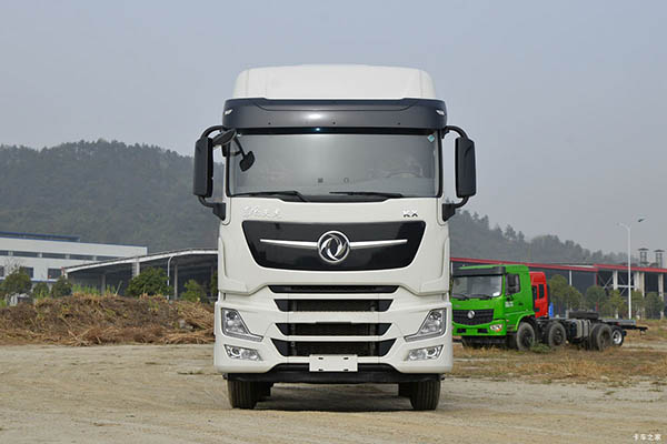 good Dongfeng Commercial Vehicles Tianlong KX Flagship King 465 HP 8x4 9.5m AMT Automatic Barrier Cargo Truck