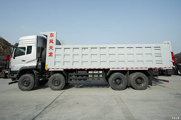 good Dongfeng Commercial Vehicles Tianlong KC heavy-duty truck, 600 hp, 8x4, 8m dump truck