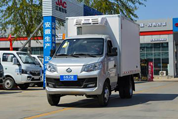 Changan Kuayuewang X1 122HP 4X2 Gasoline 2.96m Refrigerated Truck
