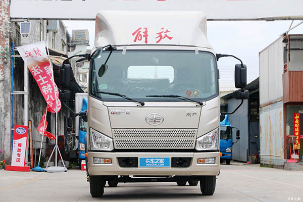 good FAW Jiefang light truck J6F cargo truck