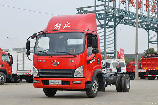 FAW Jiefang Tiger V light truck