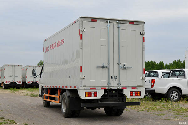sale Jiangling Shunda narrow-body truck