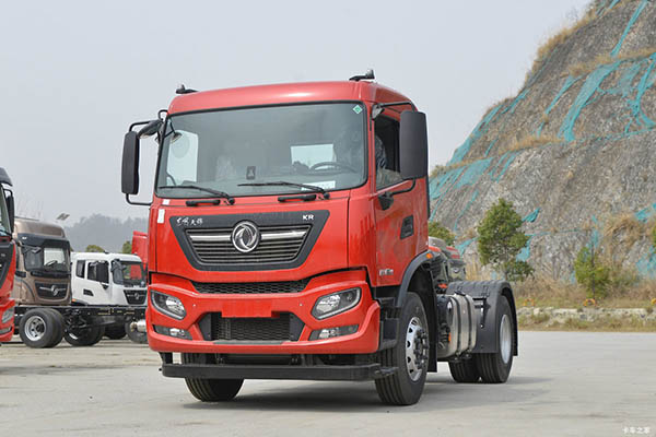 Dongfeng Commercial Vehicles Tianjin KR 300HP 4X2 tractor truck for sale