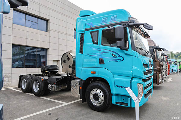 Qingdao Jiefang Yingteng tractor for sale