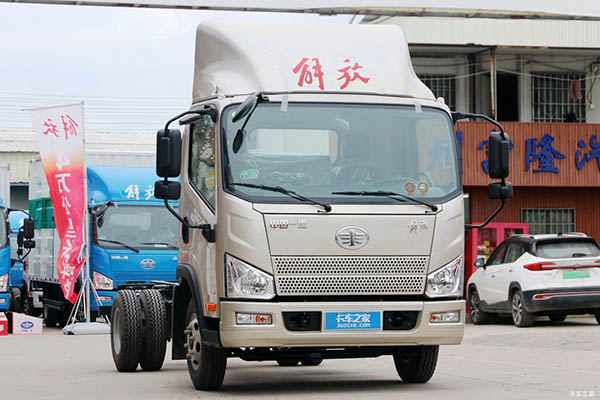 FAW Jiefang light truck J6F cargo truck for sale