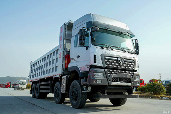 Dongfeng Commercial Vehicles Tianlong KC heavy-duty truck, 600 hp, 8x4, 8m dump truck