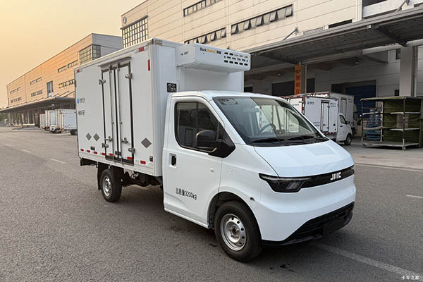 Jiangling Motors E Fushun Electric Refrigerated Truck for sale