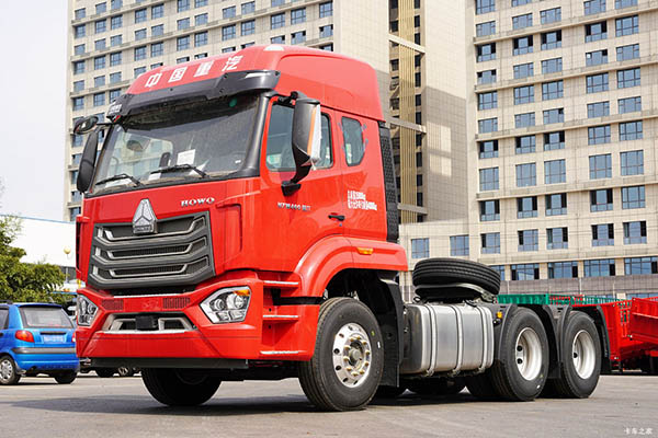 Sinotruk HOWO NX tractor truck