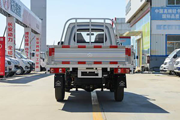 Changan Kuayuewang X1 1.3L gasoline 91 horsepower 2.615m single-row flatbed mini truck in China