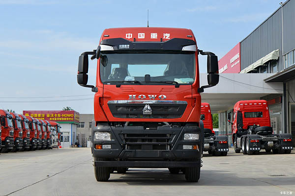 good Sinotruk HOWO TX tractor truck