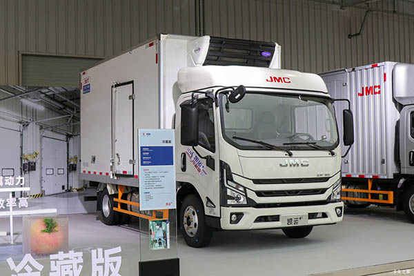 Jiangling Kaiyun + refrigerated truck